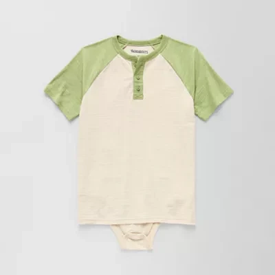 Thereabouts Little & Big Boys Adaptive Henley Neck Short Sleeve Bodysuit