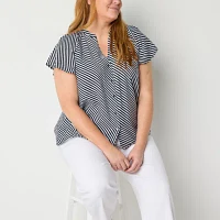 Liz Claiborne Plus Womens Short Sleeve Regular Fit Button-Down Shirt