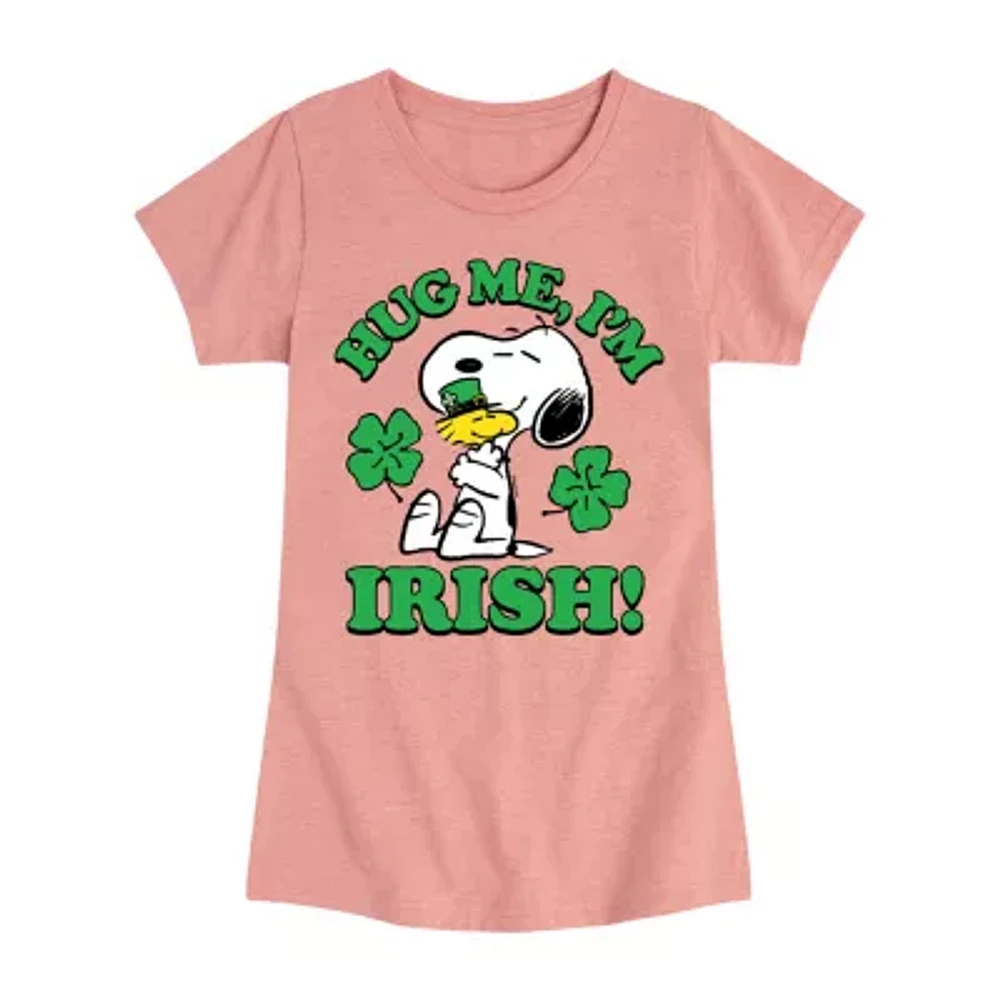 Big Girls Hug Me Im Irish Crew Neck Short Sleeve Peanuts T-Shirt