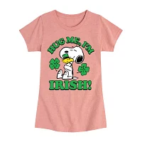 Big Girls Hug Me Im Irish Crew Neck Short Sleeve Peanuts T-Shirt