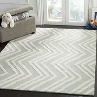 Safavieh Kids Collection Donal GeometricArea Rug