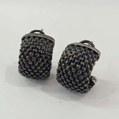 Aretes en oro negro 14K