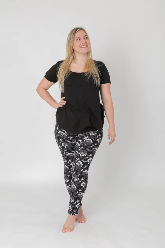 Flower Print - Cozy Lined Leggings