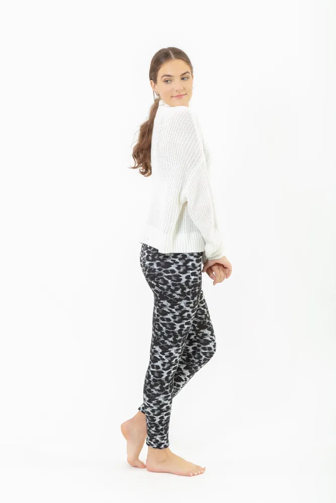 Dark Leopard - Cozy Lined Leggings