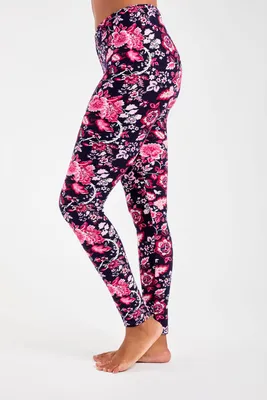 All Season Leggings Available in M-L – Just Cozy
