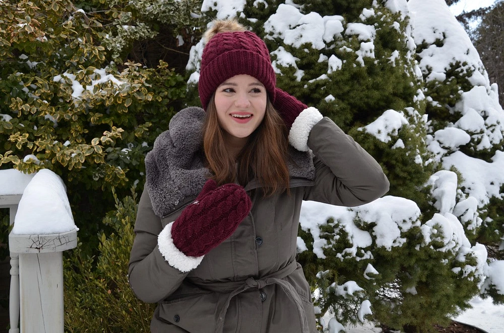 Black - Cozy Lined Hat