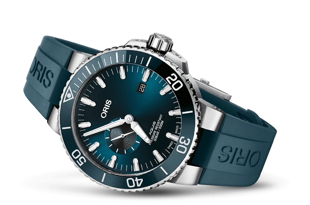 Aquis Small Second, Date