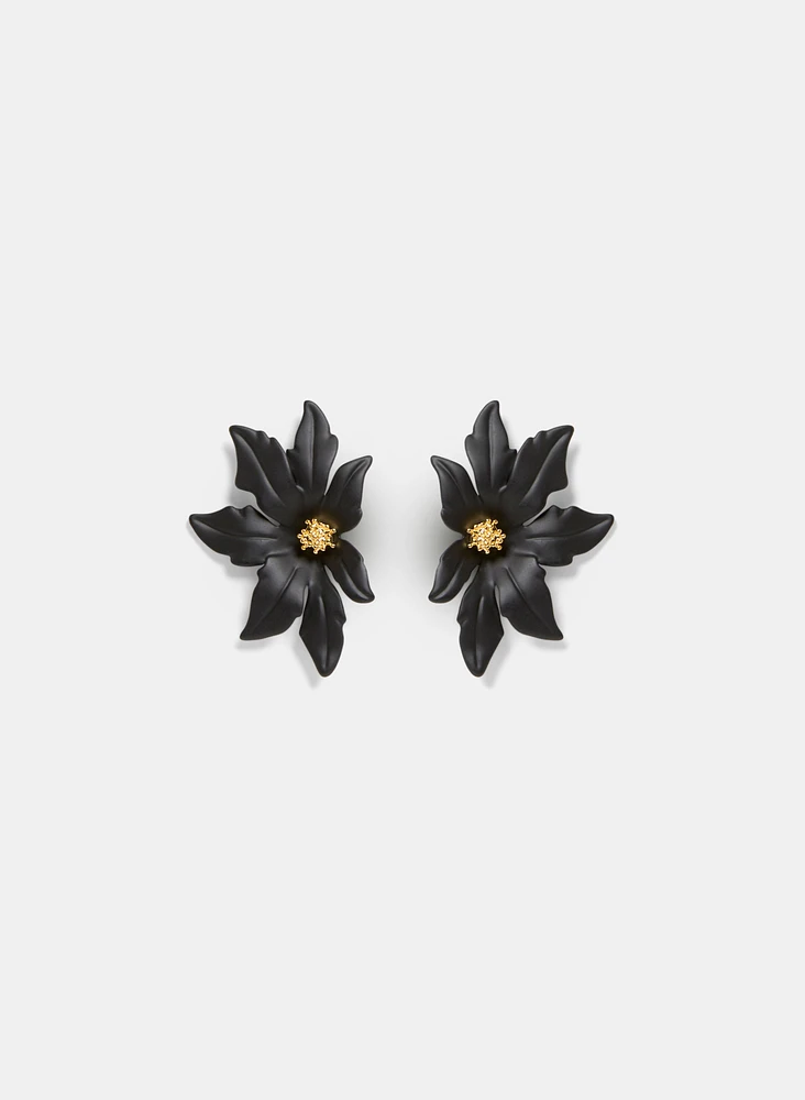 Flower Detail Earrings