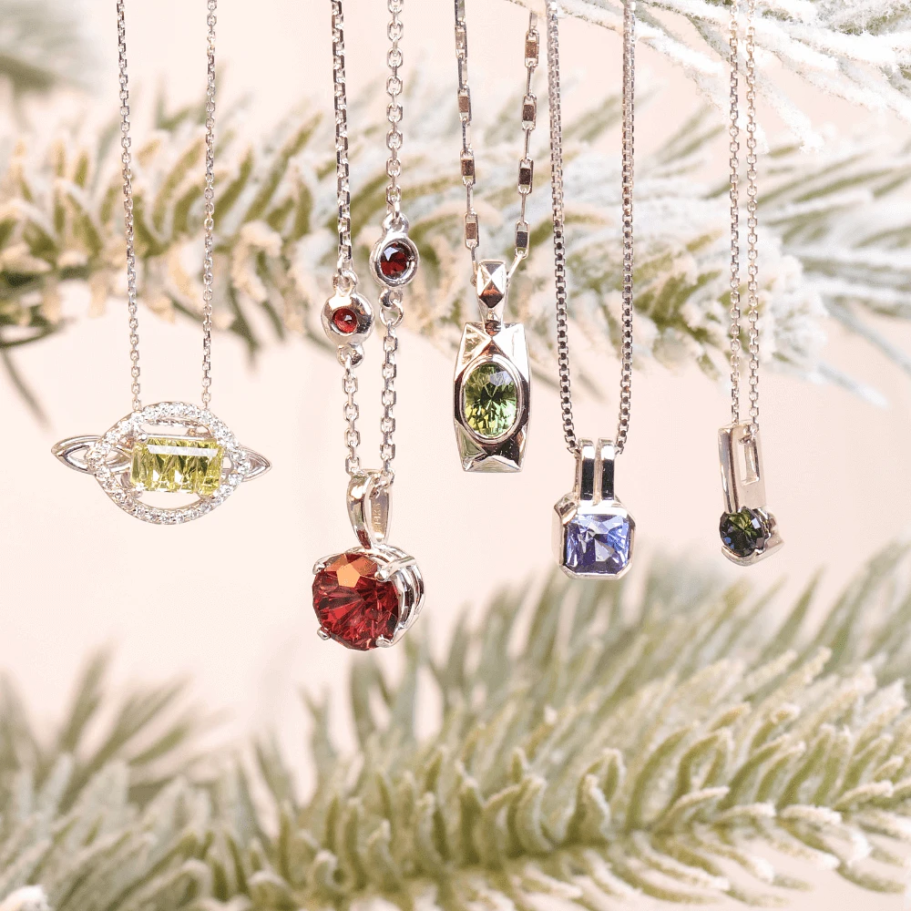 14K WHITE GOLD PENDANT