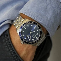 GUESS COMET WATCH 44MM