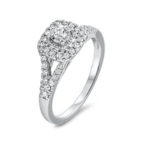 10K GOLD RING WITH DIAMONDS