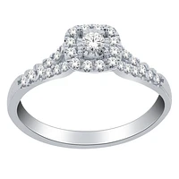 10K GOLD RING WITH DIAMONDS