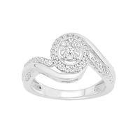 10K WHITE GOLD RING WITH DIAMONDS