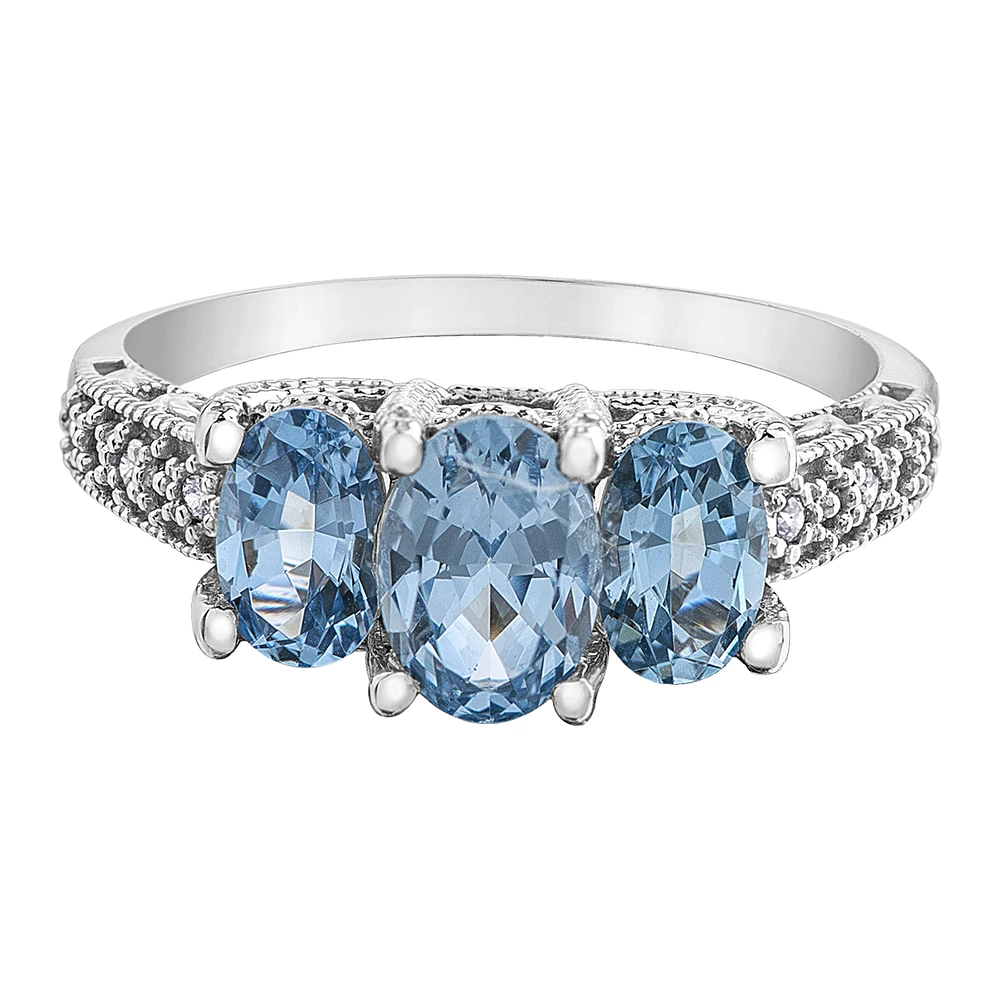 10K GOLD RING WITH AQUAMARINE