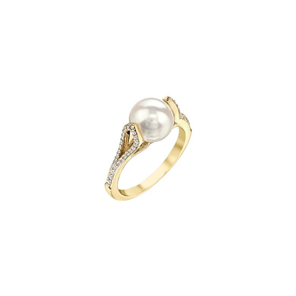 10K GOLD RING WITH DIAMONDS