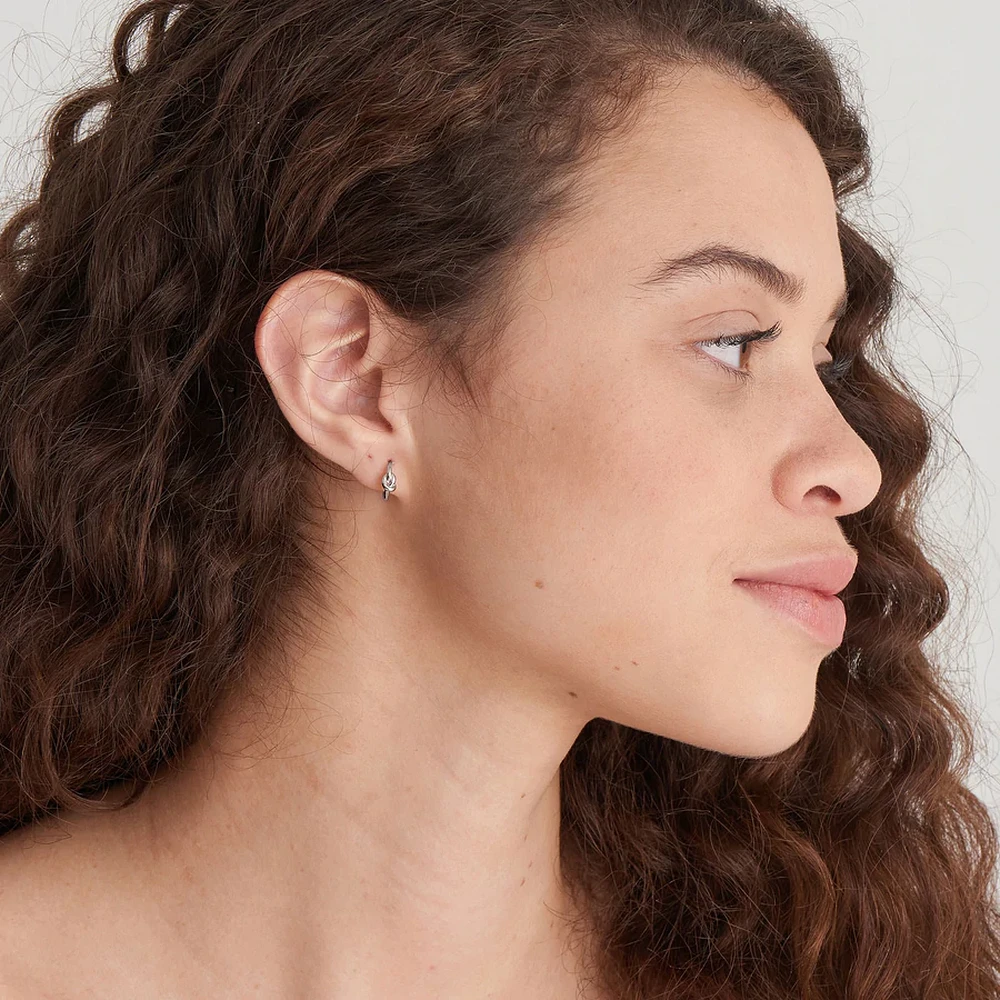 SILVER KNOT HUGGIE HOOP EARRINGS