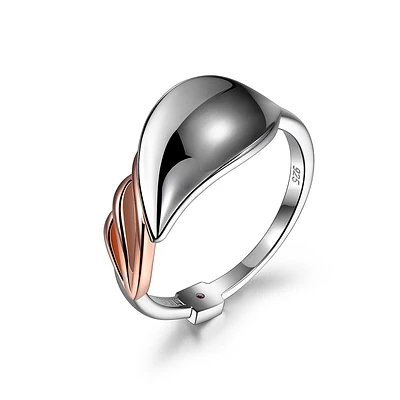 STERLING SILVER RING WITH RUBY