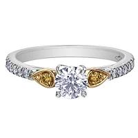 BAGUE À DIAMANTS EN OR BLANC 18K