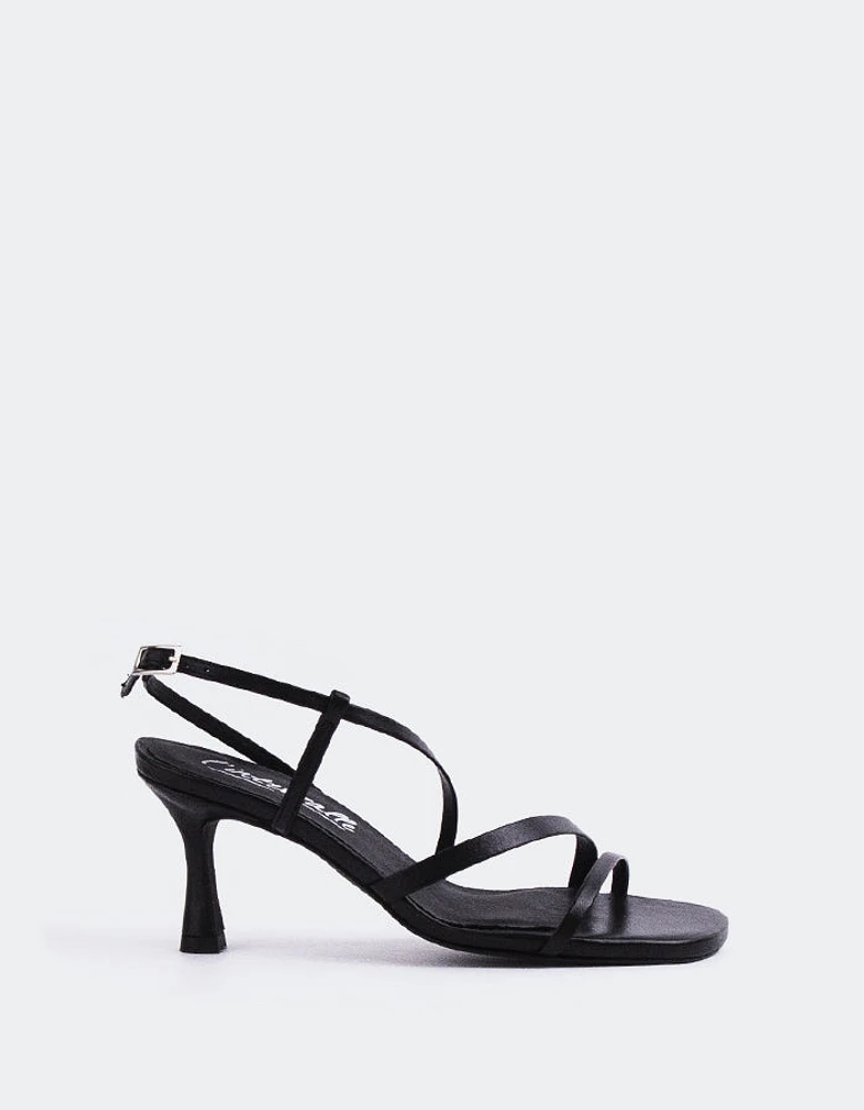 L'INTERVALLE Kowsky Women's Strappy Sandal Black Leather