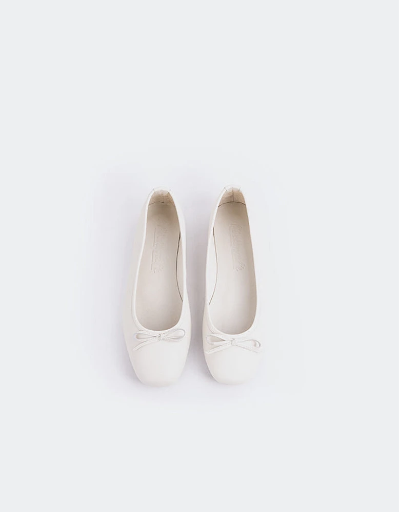 L'INTERVALLE Ramesses Women's Ballerina Flat Shoe Ice/White Leather