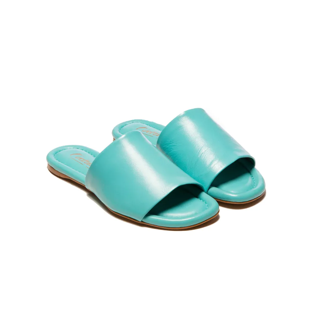 Lupe Turquoise Leather