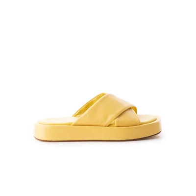 Oda Yellow Leather