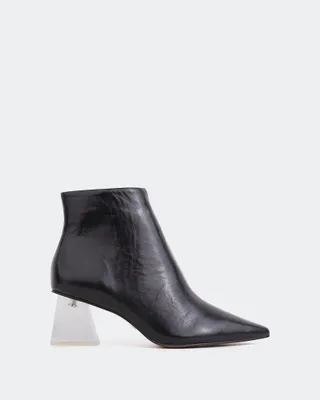 Rohi Black Leather