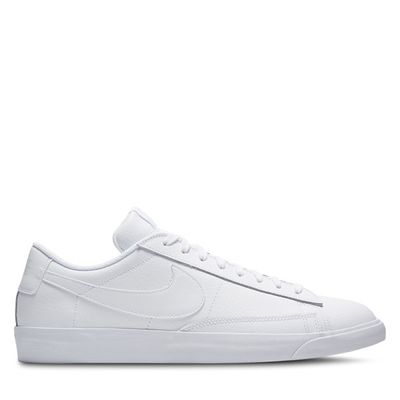Baskets Blazer Low blanches pour hommes, taille - Nike