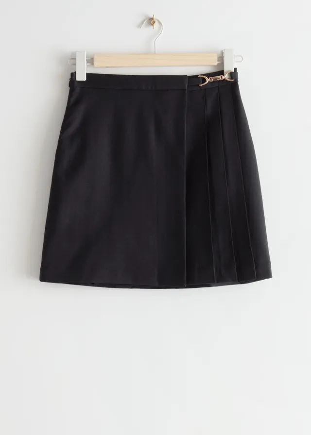 TAILORED PLEATED WOOL SKORT - BLACK - COS