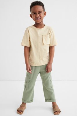 2-piece T-shirt and Pants Set