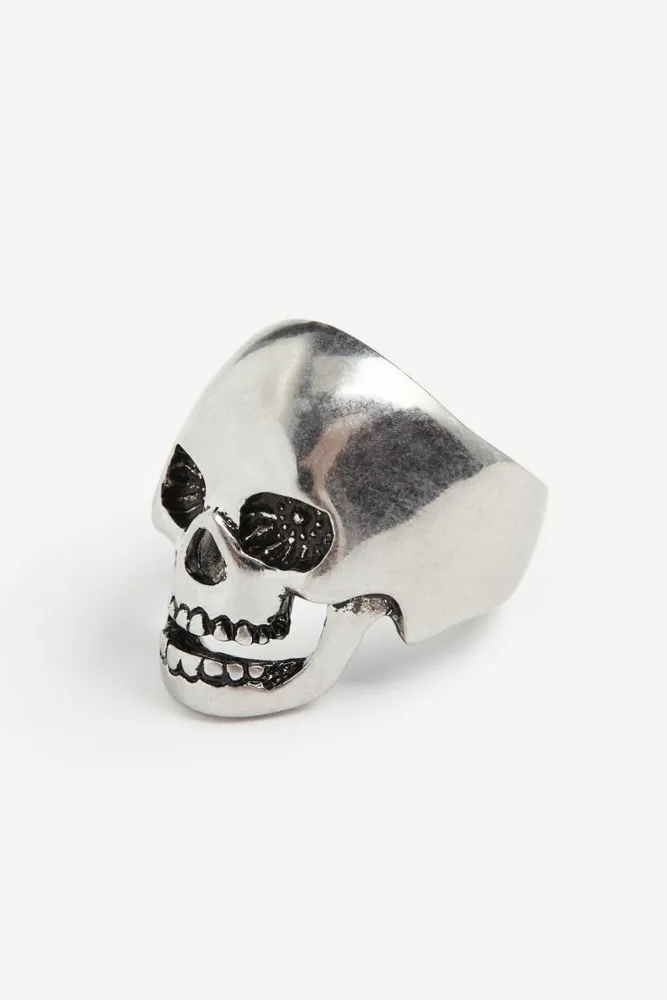 Skull-shaped Ring