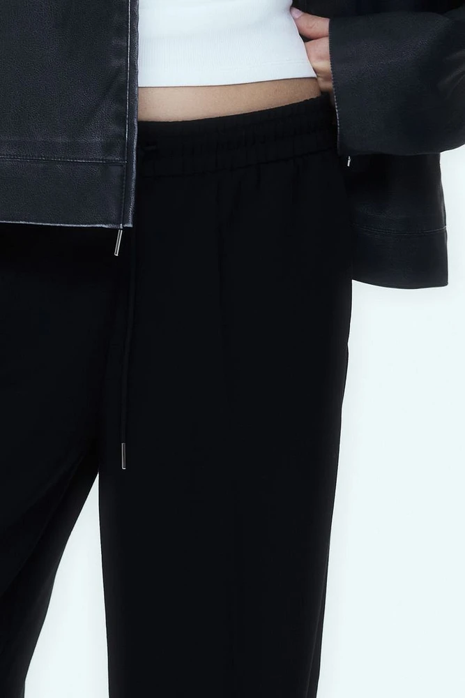 Wide-cut Pull-on Pants