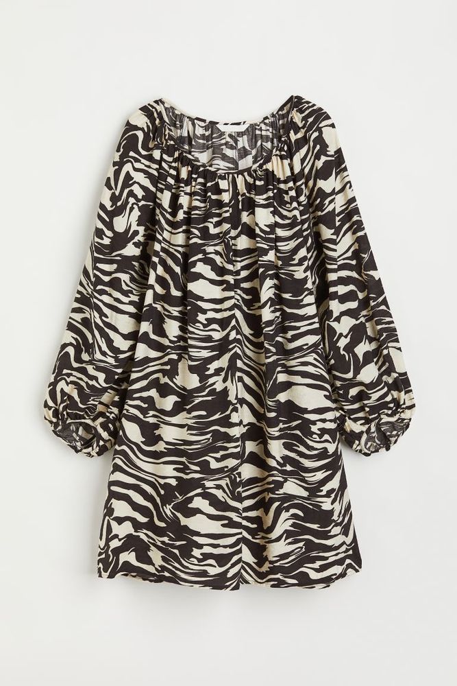 Balloon-sleeved Crêped Dress