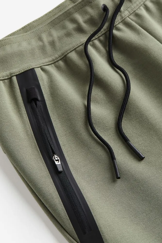 DryMove™ Pocket-detail Sports Leggings - Light khaki green