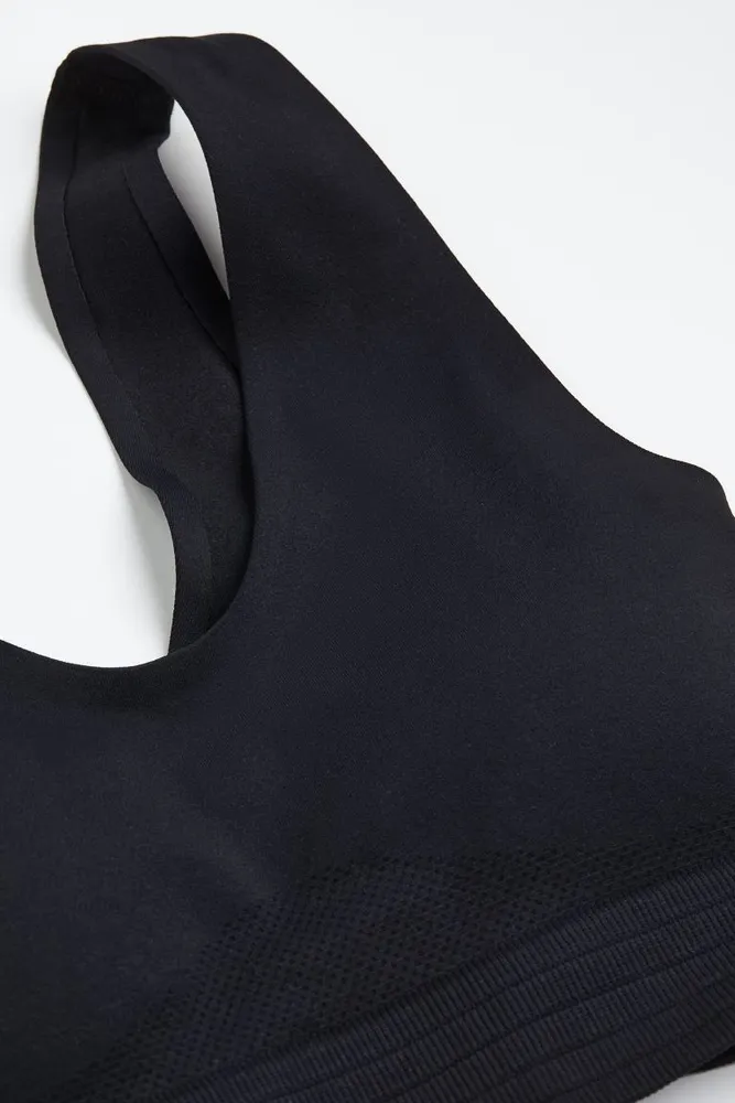 DryMove™ Seamless Medium Support Sports bra