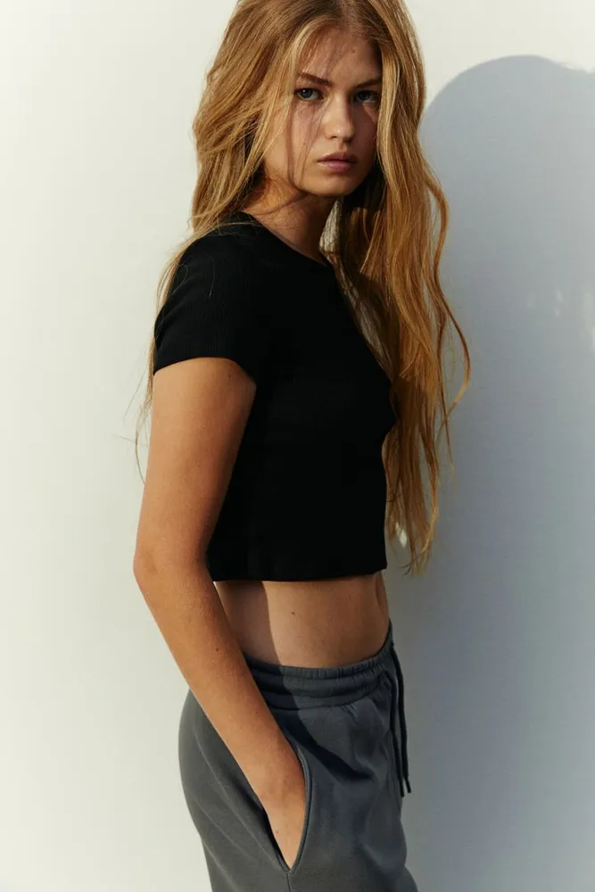 Ribbed Crop Top