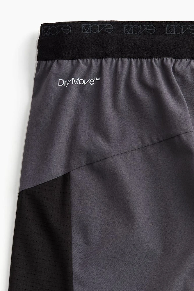 Shorts para correr DryMove™