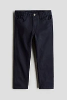 Relaxed Tapered Fit Pants