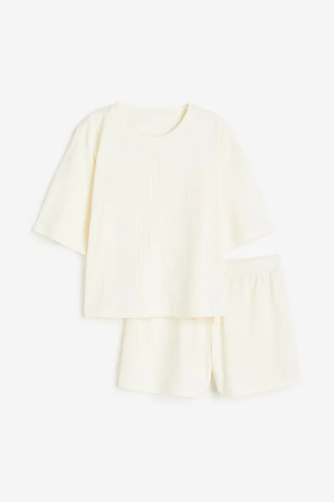 Haut et short de pyjama gaufrés