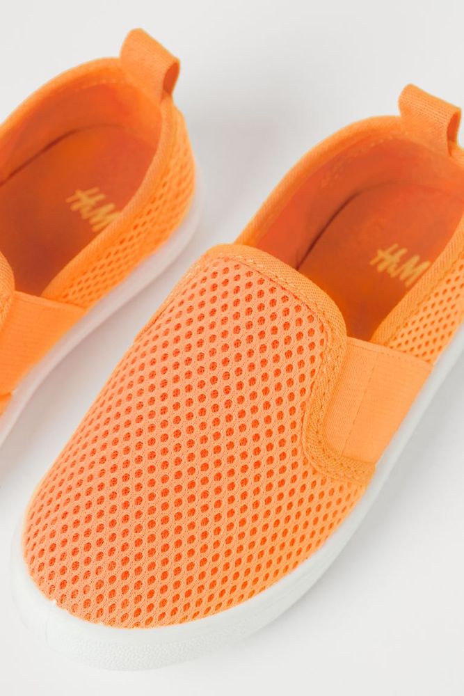 Slip-on Sneakers