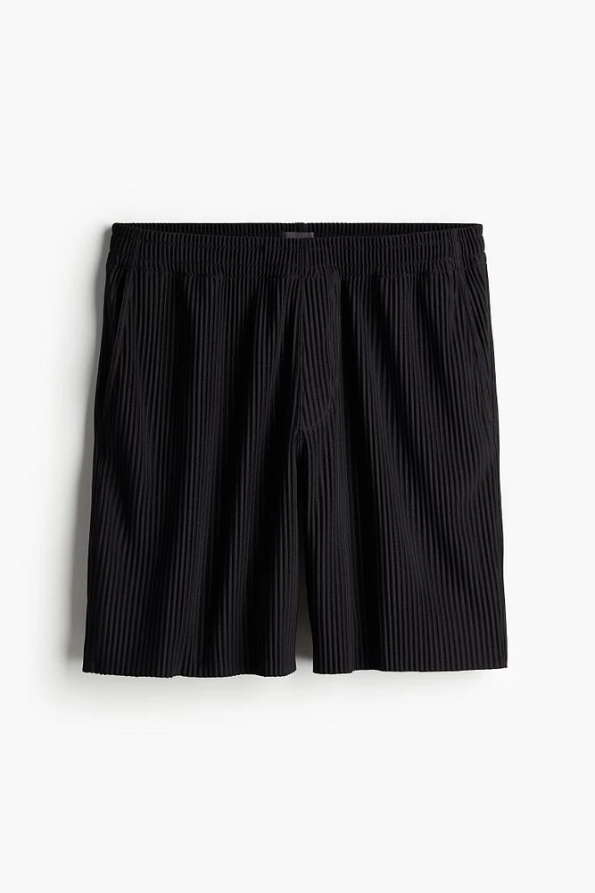 Regular Fit Pleated Shorts