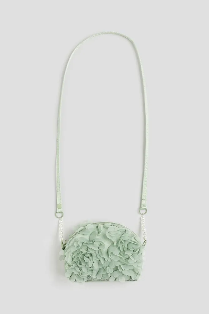 Shoulder Bag Covered with Fabric Flowers