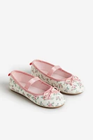 Floral-patterned Ballet Flats