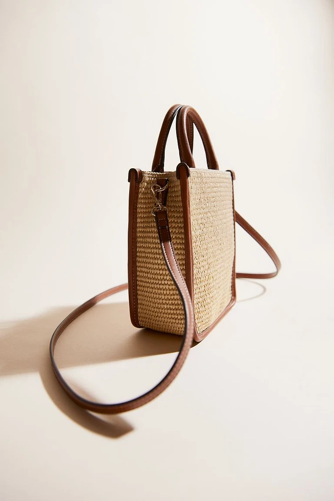 Bolso crossbody de paja