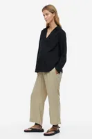 MAMA Ankle-length Pants