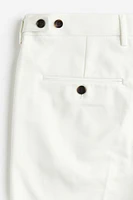 Pantalón Regular Fit con pliegues