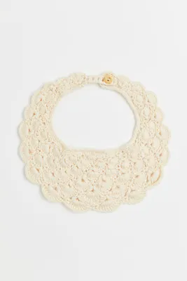 Crochet-look Collar