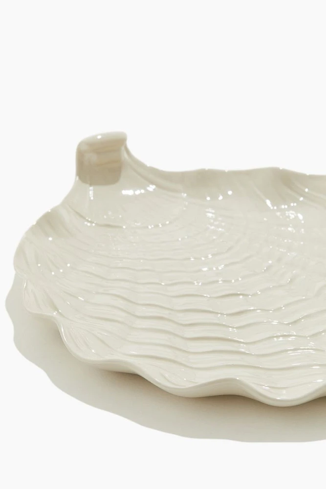 Shell-shaped Serving Plate