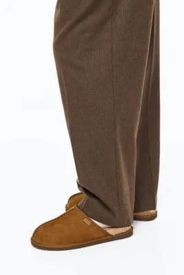 Chaussons doublés bouclette