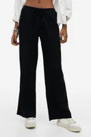 Wide-leg Pants